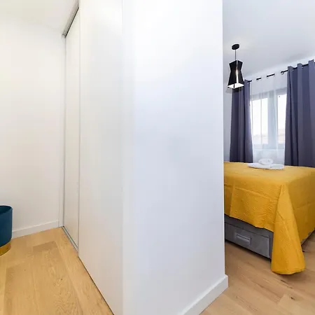 Lejlighed Marianne , Parking Free , 2 Bedroom & 2 Bathroom , Modern & Cozy Zadar