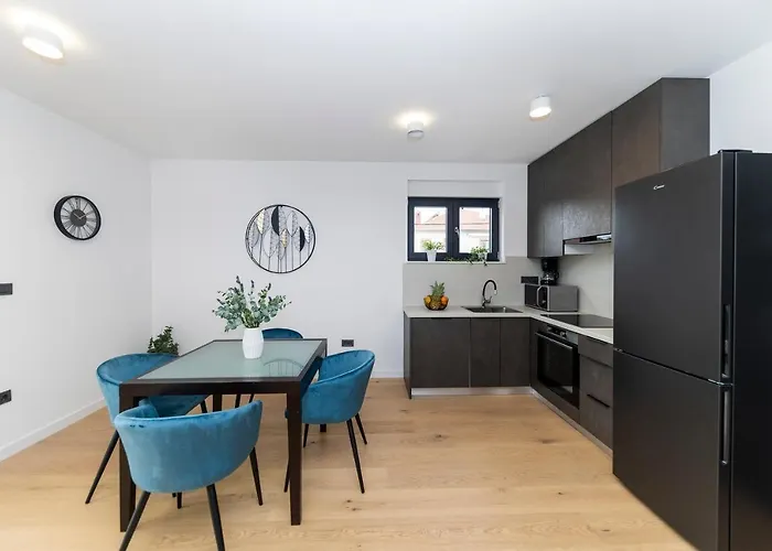 Marianne , Parking Free , 2 Bedroom & 2 Bathroom , Modern & Cozy 扎达尔